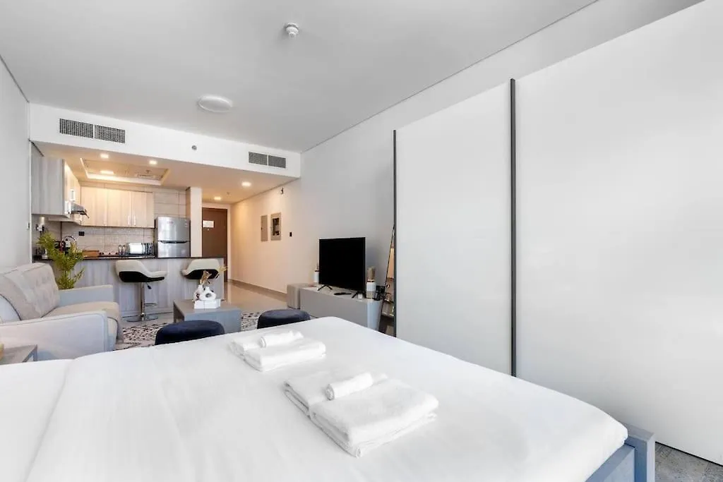 Apartment Luxurious Studio In Jvc Dubai